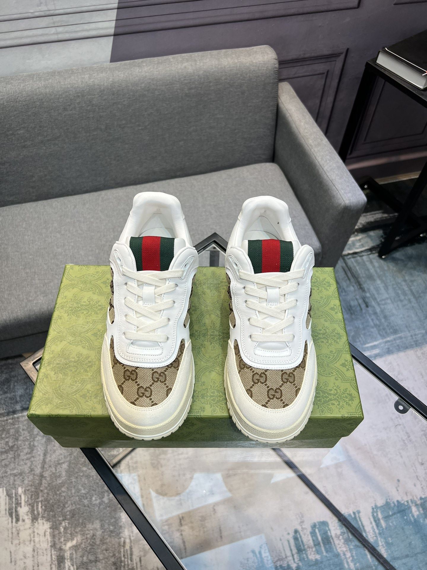 Gucci Low Shoes